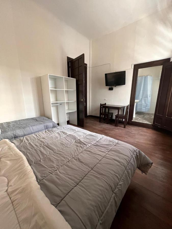 Nuevo Hotel Aramaya มอนเตวิเดโอ ภายนอก รูปภาพ